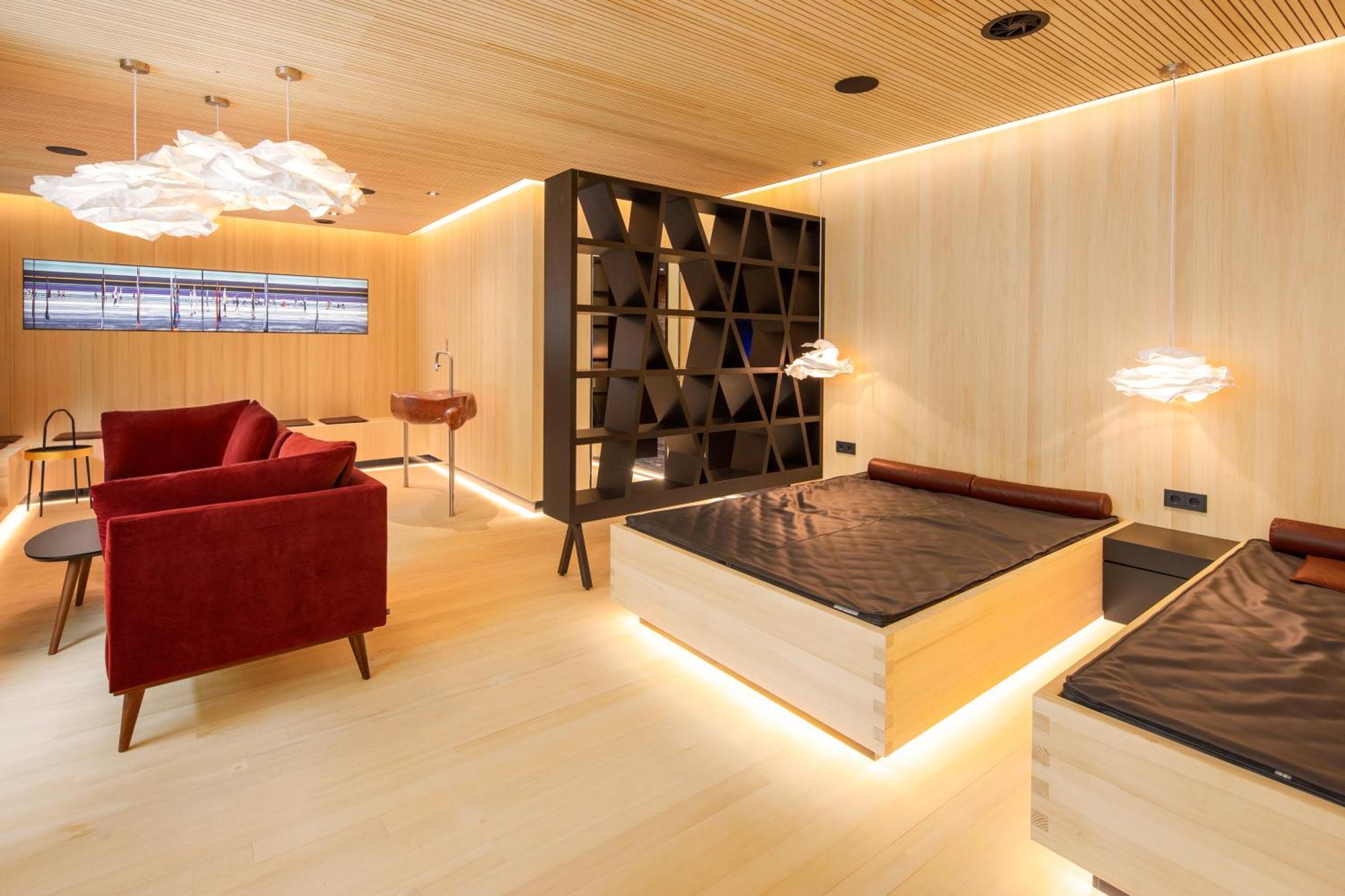 Hotel Goldener Adler - Im Sommer Silvretta Card Premium Inkludiert Ішгль Екстер'єр фото