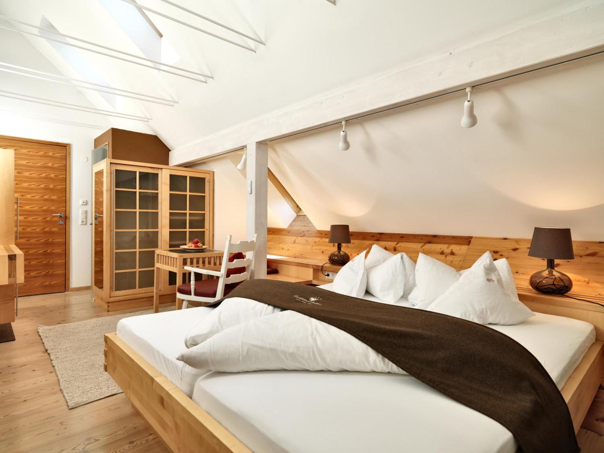 Hotel Goldener Adler - Im Sommer Silvretta Card Premium Inkludiert Ішгль Екстер'єр фото