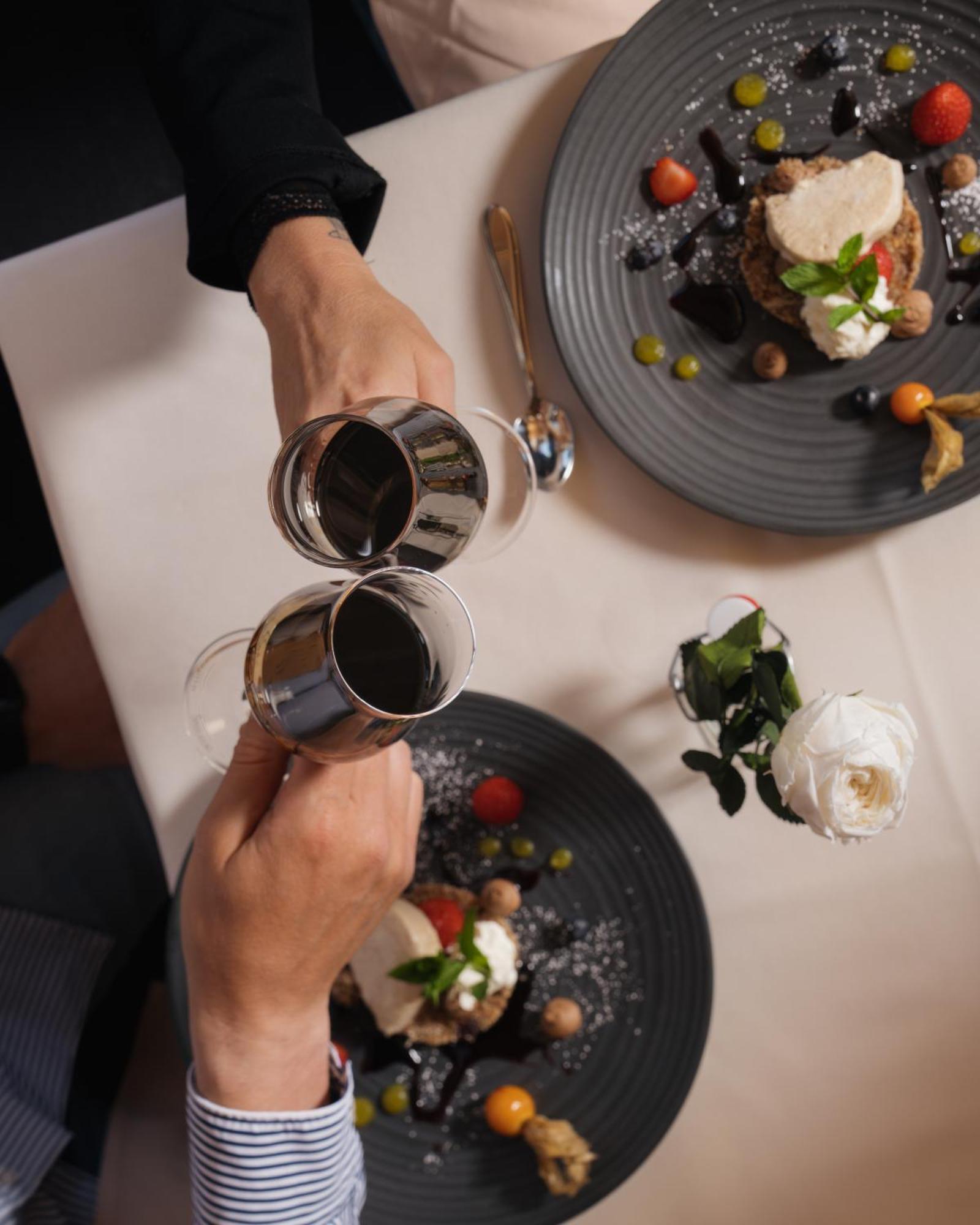 Hotel Goldener Adler - Im Sommer Silvretta Card Premium Inkludiert Ішгль Екстер'єр фото