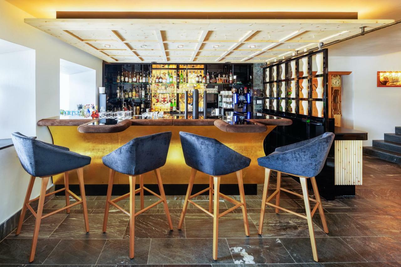 Hotel Goldener Adler - Im Sommer Silvretta Card Premium Inkludiert Ішгль Екстер'єр фото