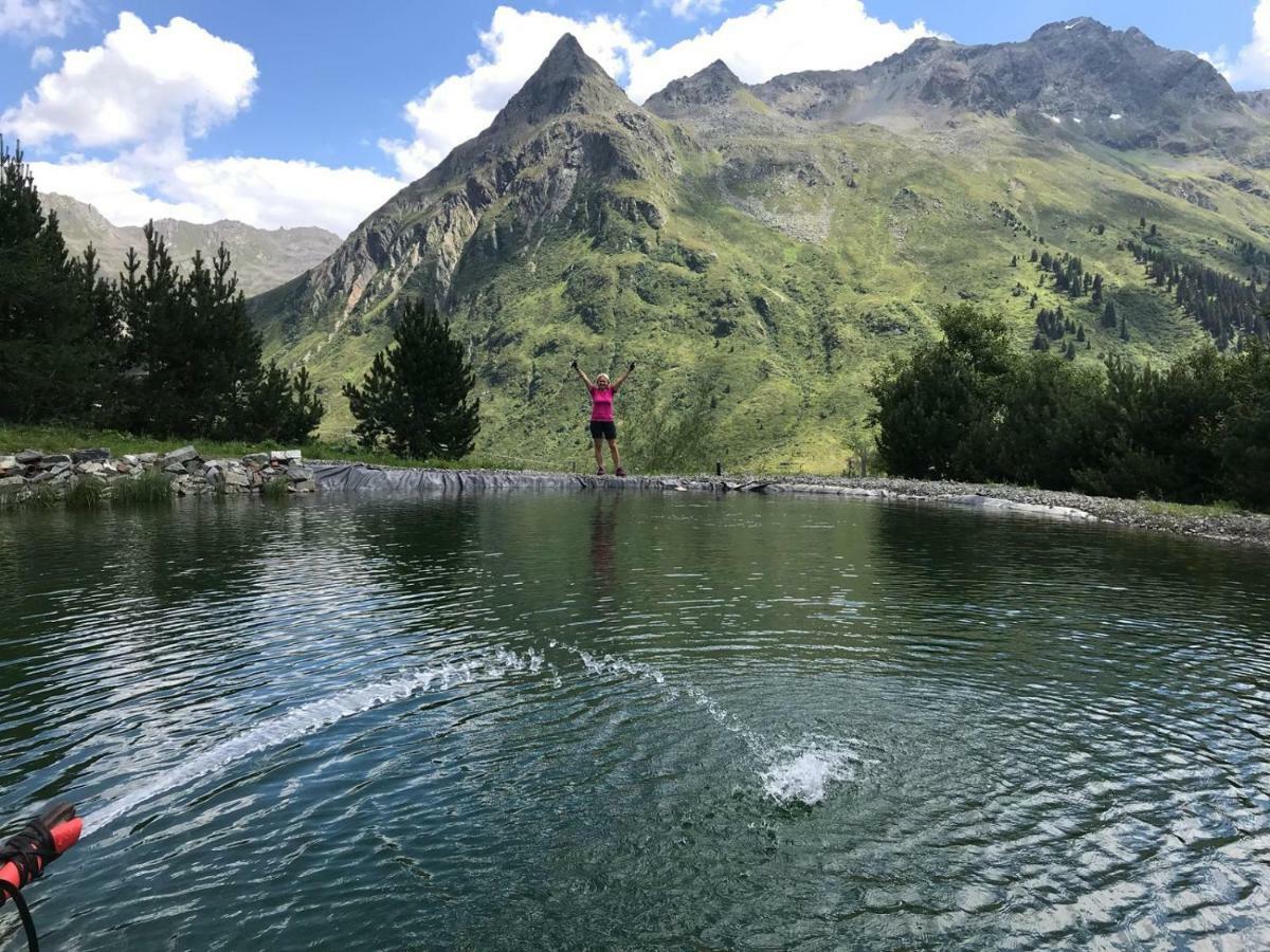 Hotel Goldener Adler - Im Sommer Silvretta Card Premium Inkludiert Ішгль Екстер'єр фото